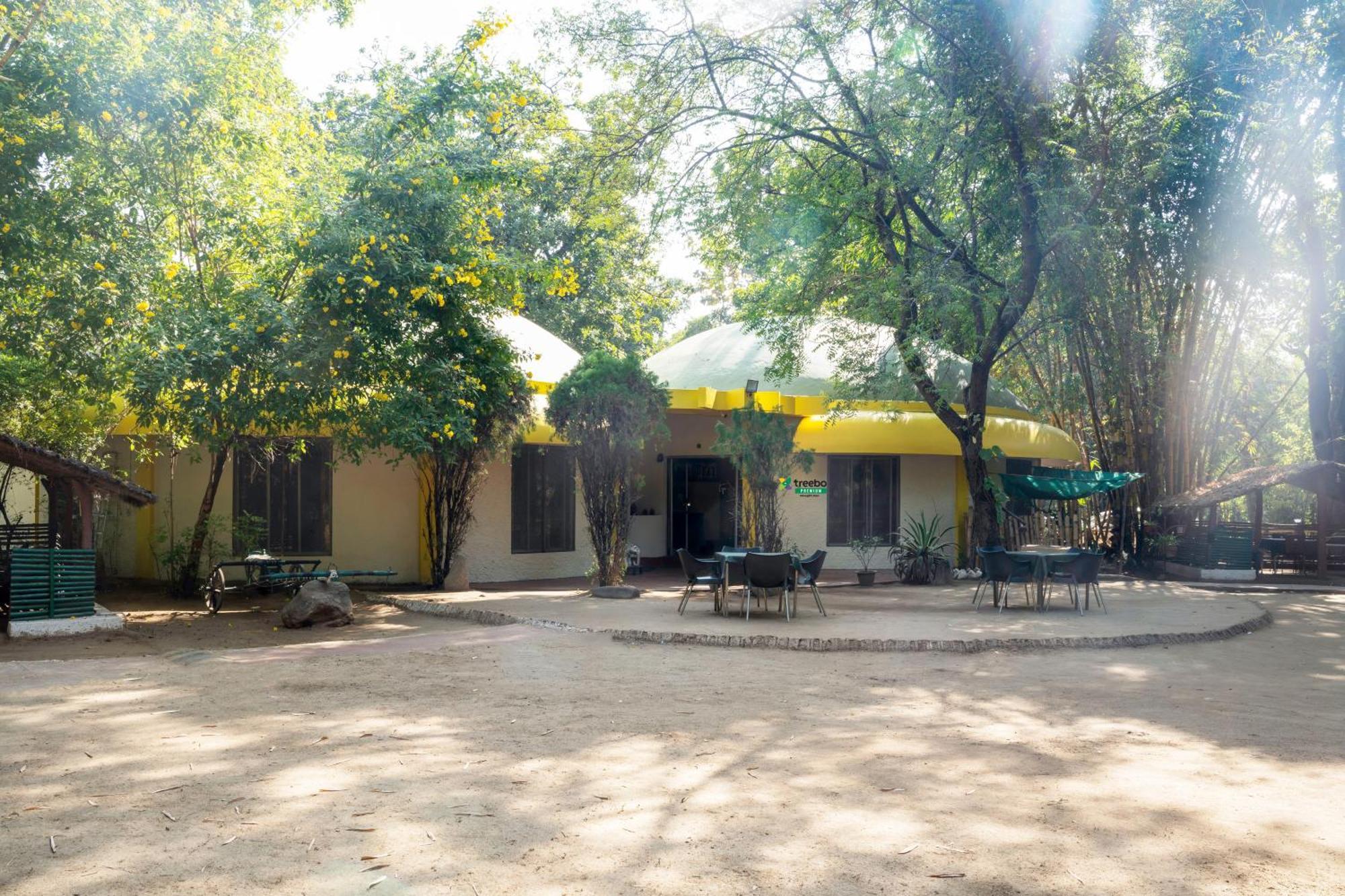 Treebo Premium Mowgli'S Den, Pench Hotell Khawāsa Exteriör bild