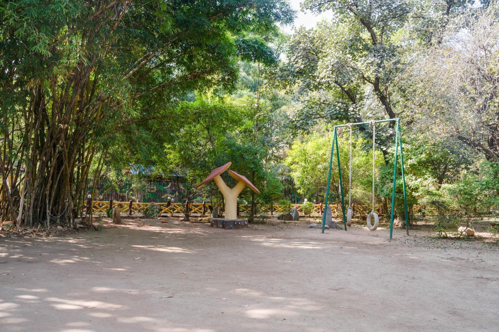 Treebo Premium Mowgli'S Den, Pench Hotell Khawāsa Exteriör bild