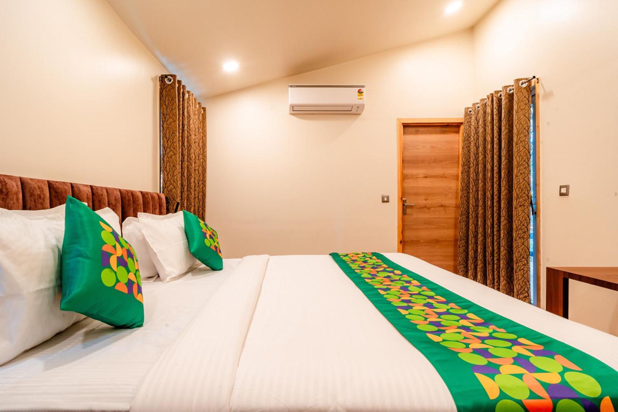 Treebo Premium Mowgli'S Den, Pench Hotell Khawāsa Exteriör bild