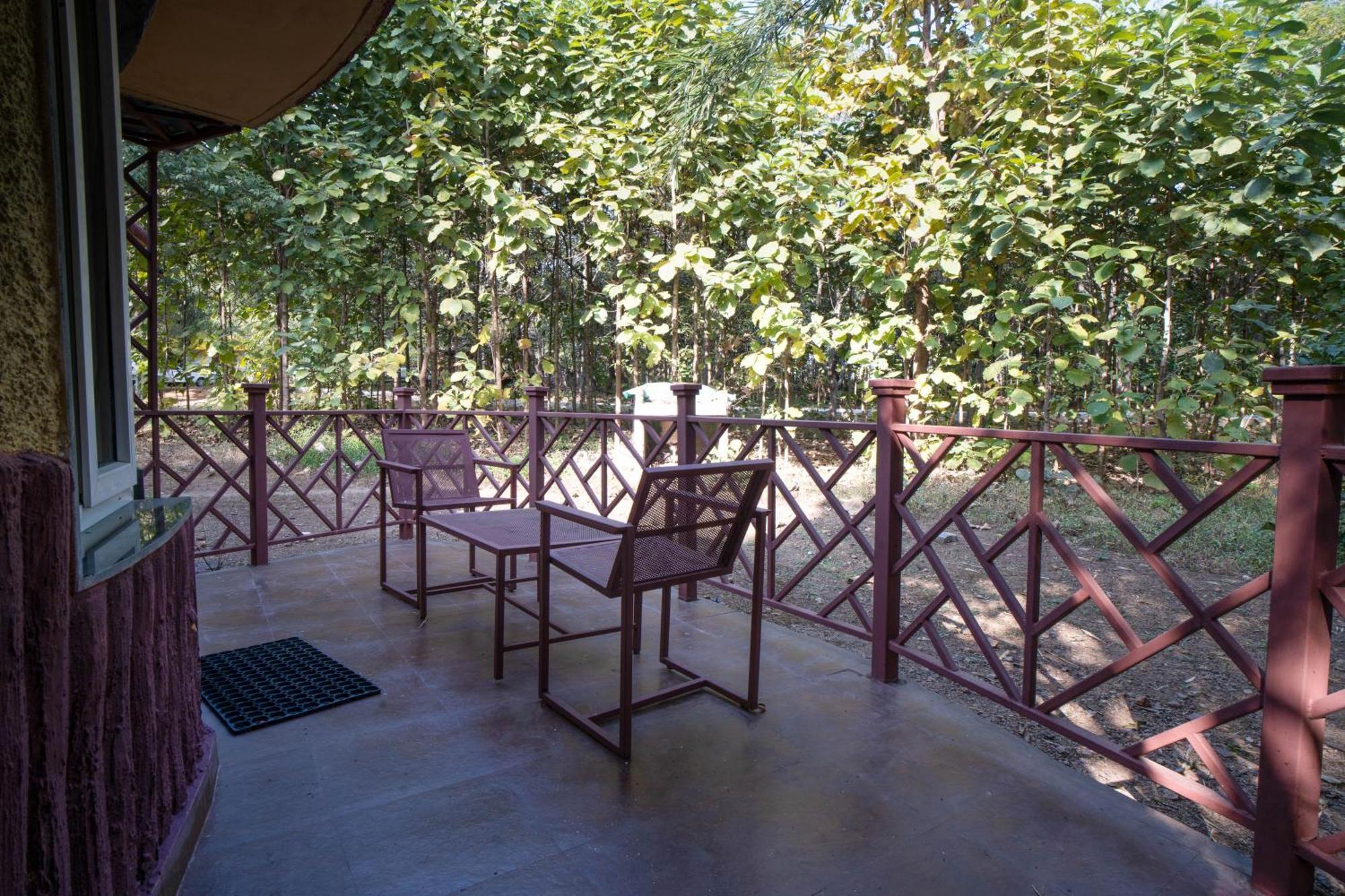 Treebo Premium Mowgli'S Den, Pench Hotell Khawāsa Exteriör bild