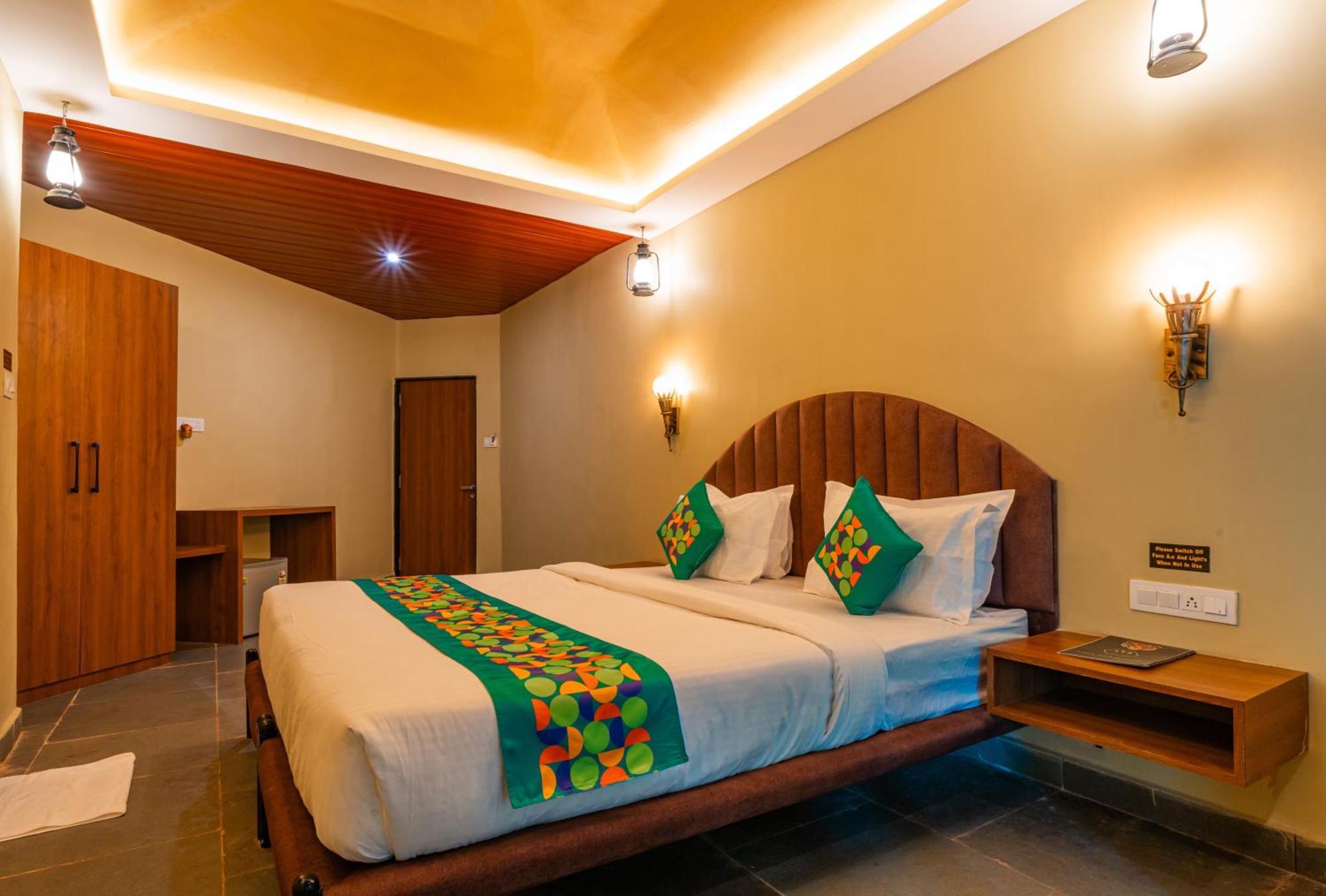 Treebo Premium Mowgli'S Den, Pench Hotell Khawāsa Exteriör bild